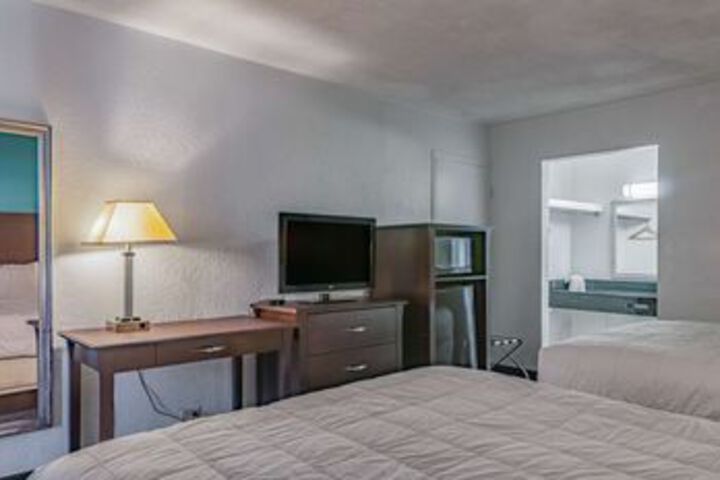 Executive Thibodaux New Orleans Hotel