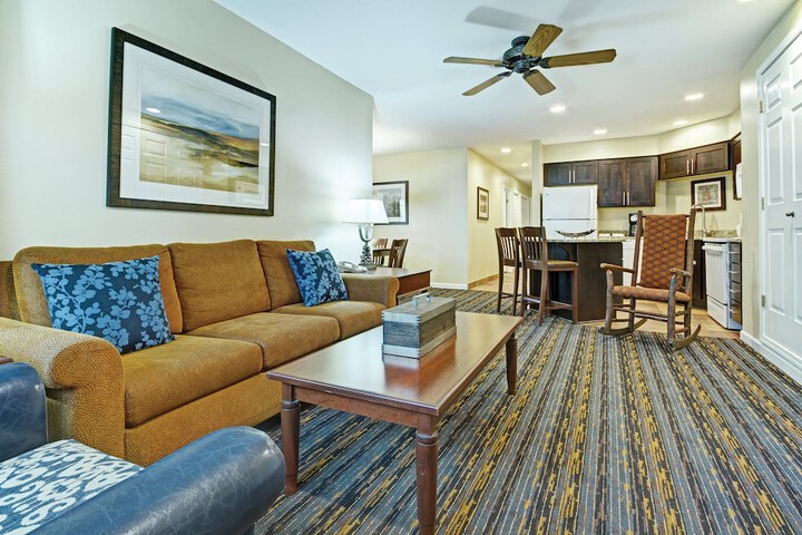 Room 35 of 46