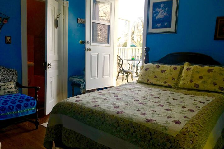 Room 29 of 74