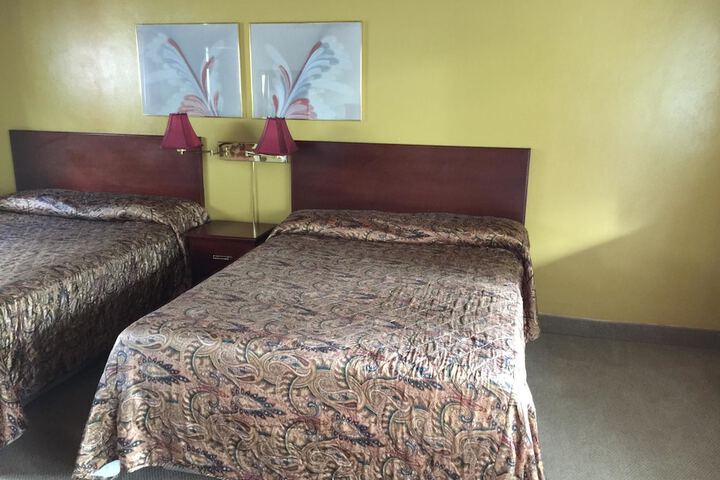 Room 14 of 20