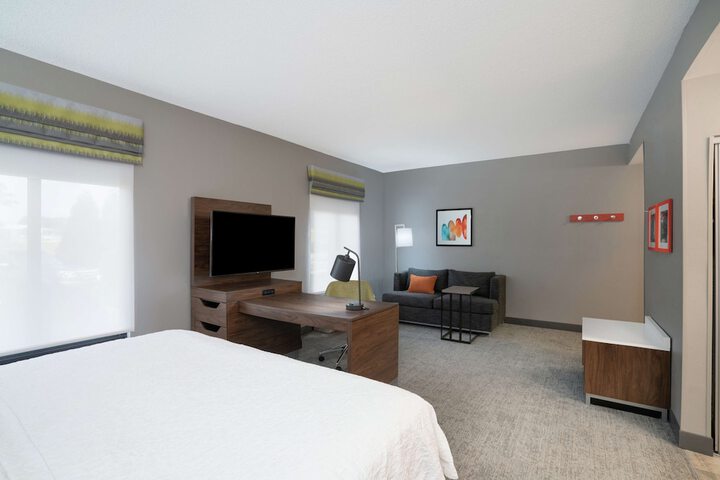 Room 15 of 40