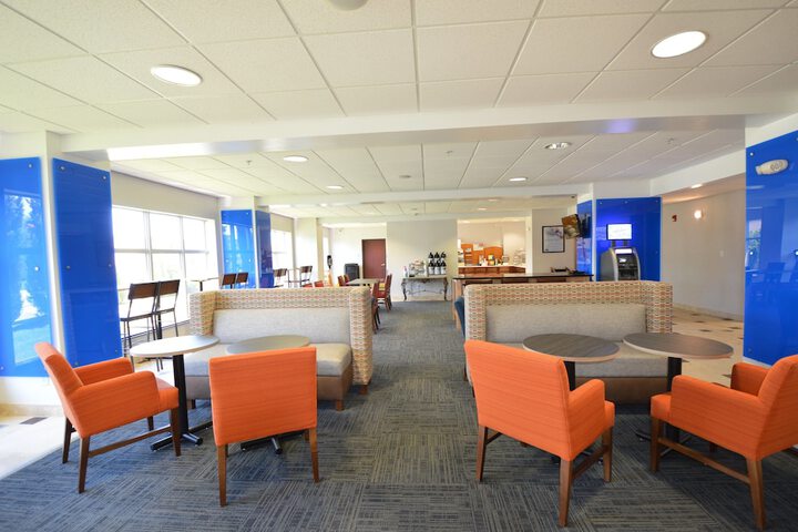 Holiday Inn Express Toledo-Oregon by IHG