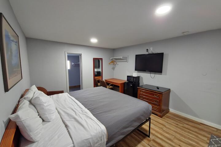Room 14 of 17