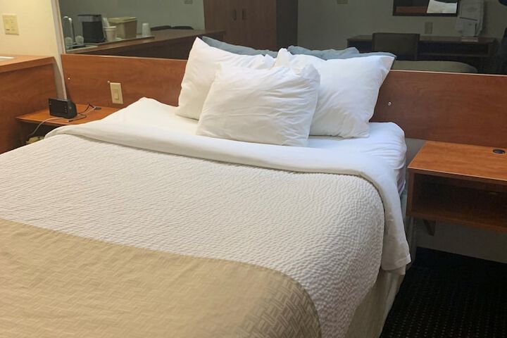 Microtel Inn & Suites by Wyndham Rice Lake