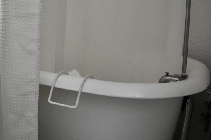 Room 14 of 104