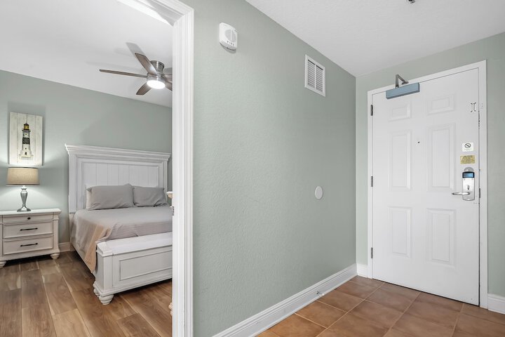Room 53 of 125