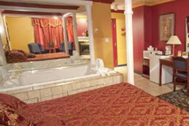 Flamingo Inn