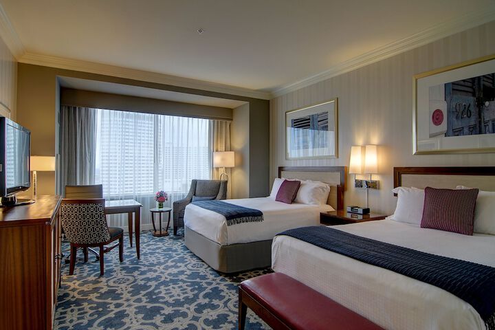 Room 33 of 53
