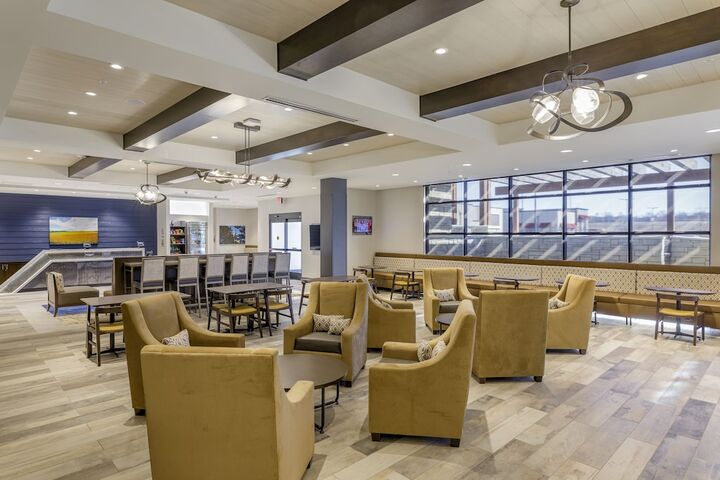 Hotel Interior 11 of 31