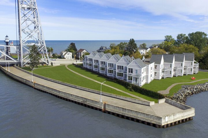 Hotel 7 of 66