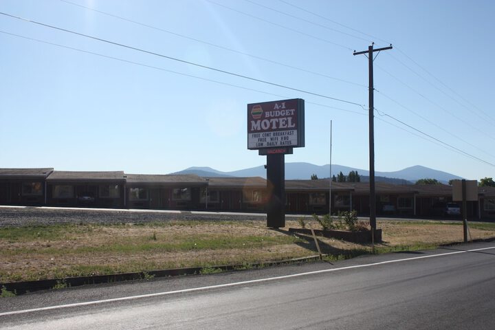 Hotel 4 of 107