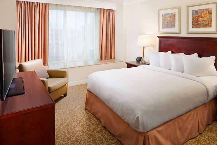 Room 21 of 45