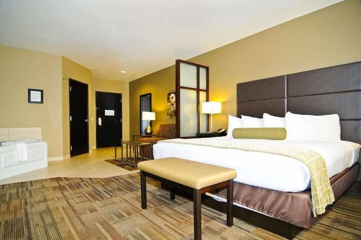 Room 11 of 20