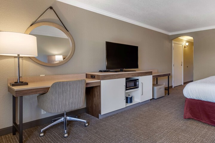 Hampton Inn Ukiah CA