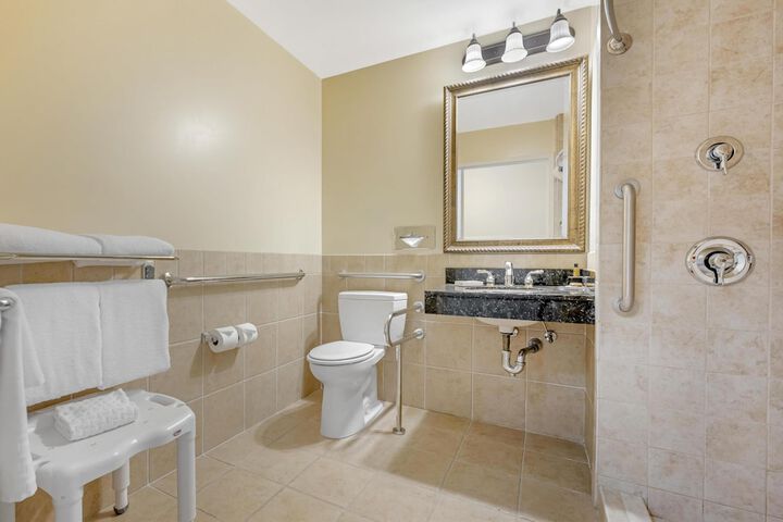 Best Western Plus Vineyard Inn & Suites