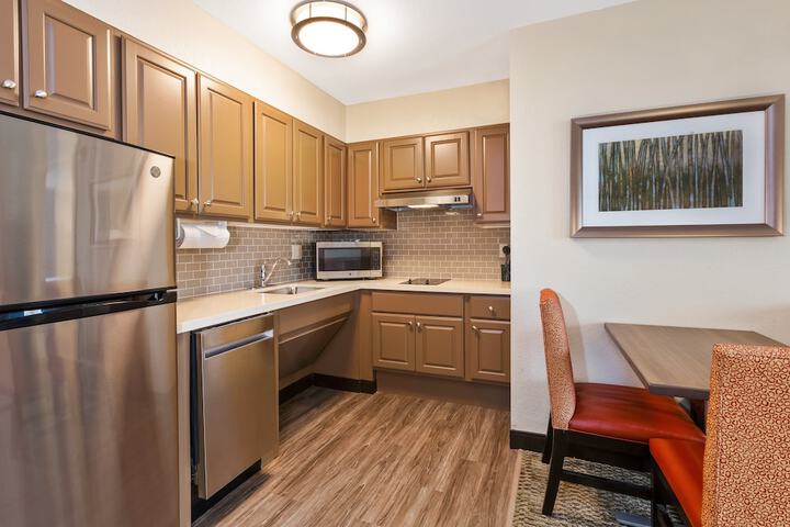Staybridge Suites Kalamazoo by IHG