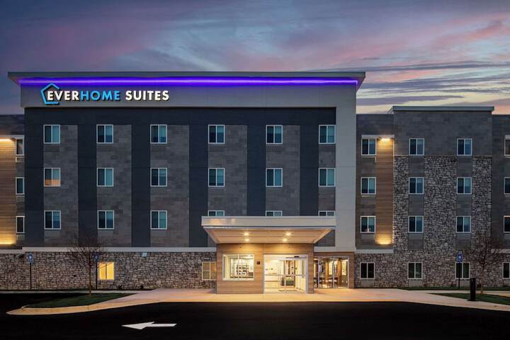 Hotel 3 of 35
