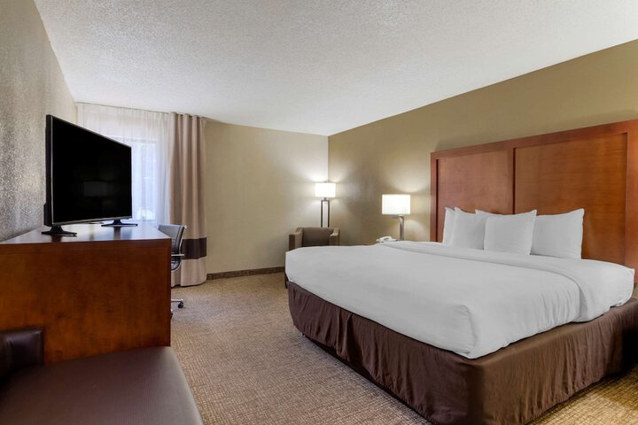 Room 15 of 28