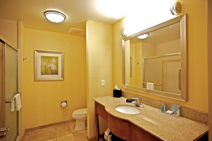 Room 4 of 24