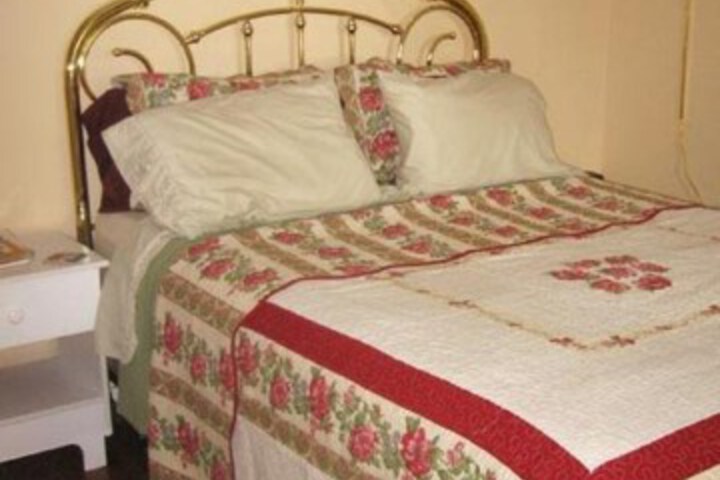 The Cobbled Path Bed and Breakfast