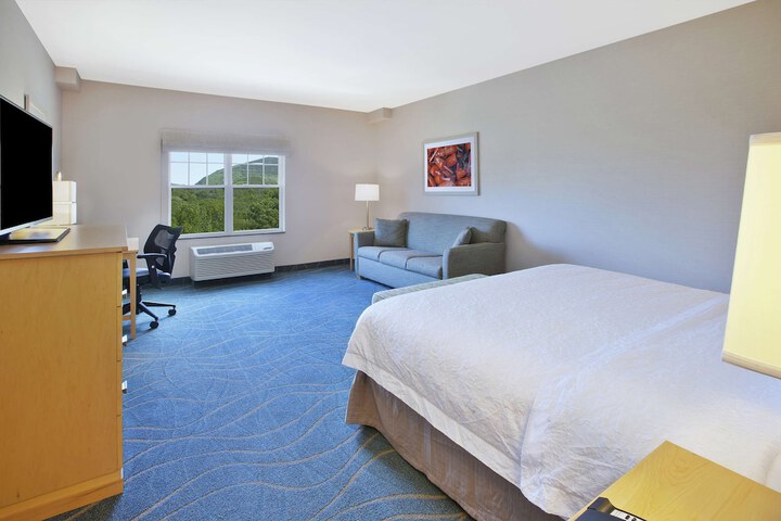 Room 43 of 87
