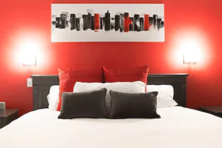 Room 17 of 41
