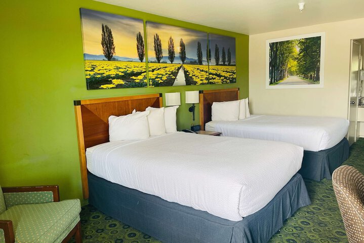 Days Inn by Wyndham Westley
