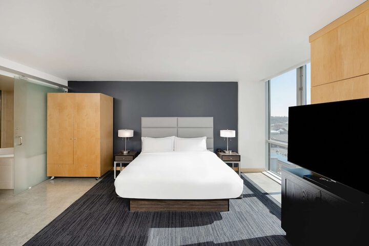 Room 21 of 50