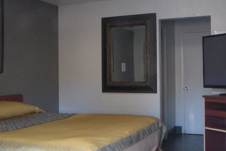 Room 28 of 30