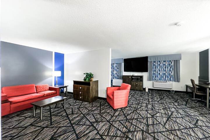 Room 21 of 35