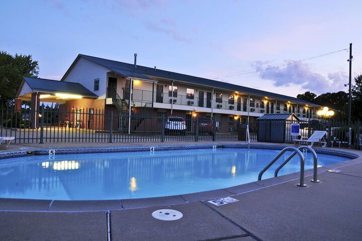 Pool 4 of 36