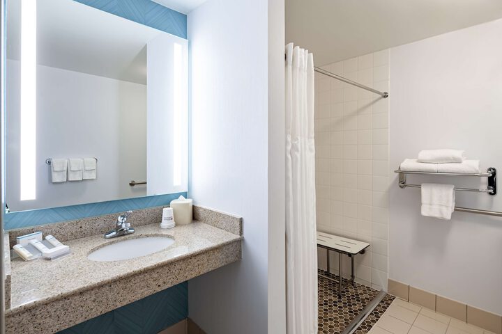 Room 20 of 48