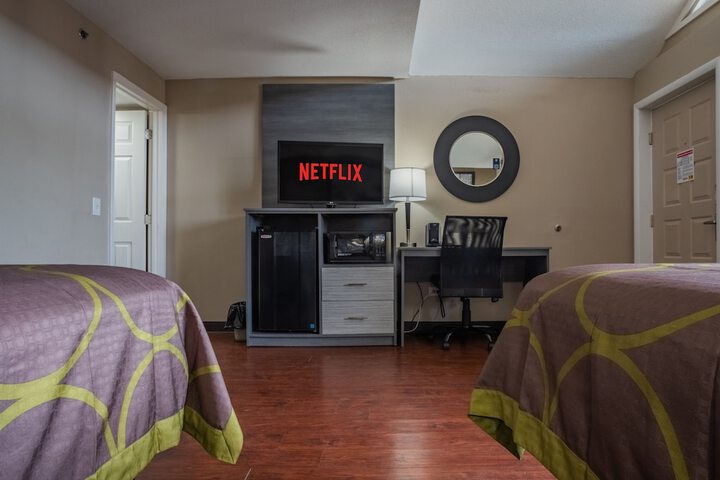 Room 30 of 35