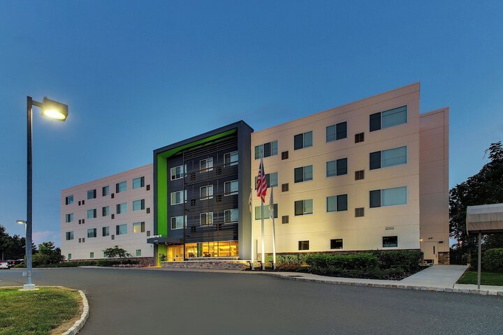 Hotel 2 of 49
