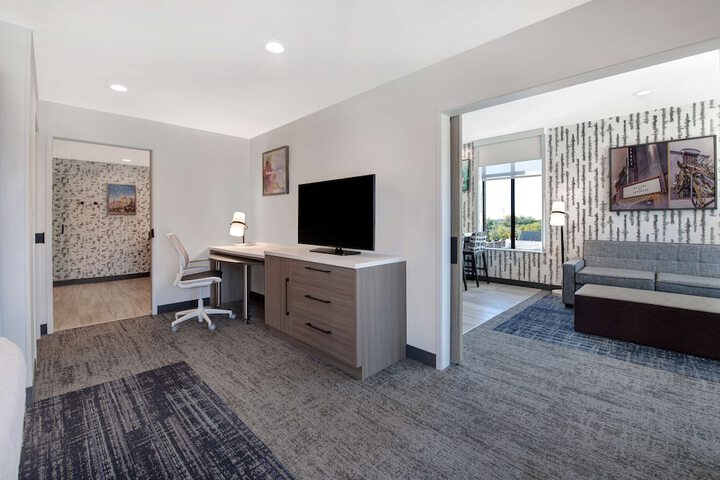 Home2 Suites by Hilton Anderson Downtown