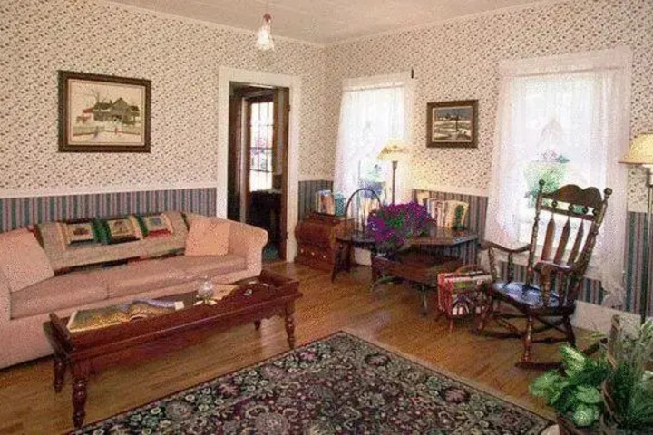 JEFFERSON INN