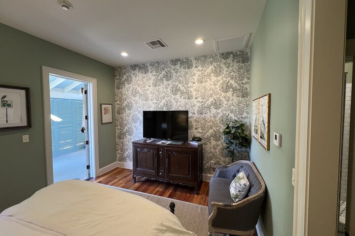 Room 49 of 65