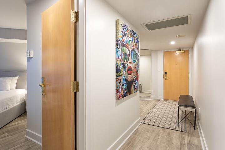Room 71 of 330