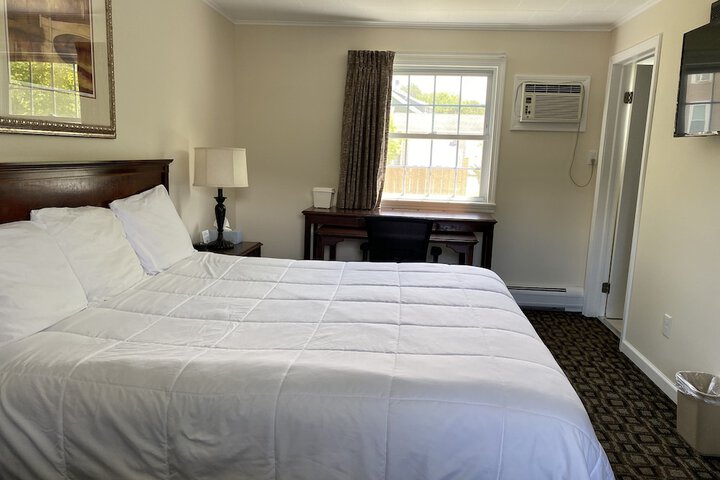 Room 14 of 30