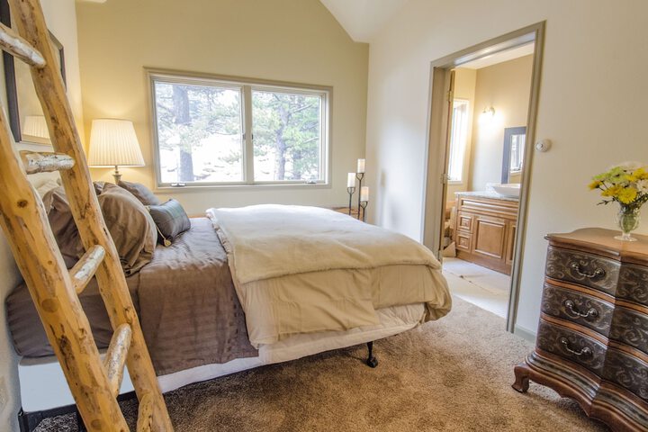 The Silver Lake Lodge