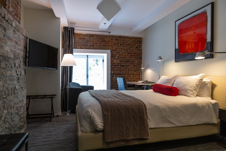 Room 21 of 54