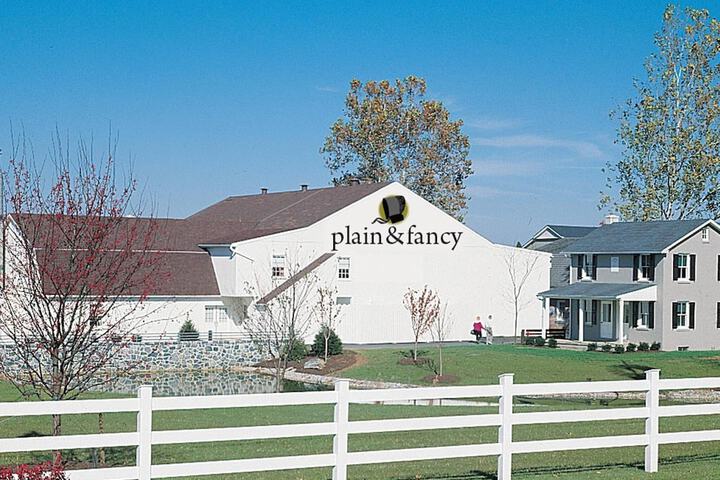AmishView Inn and Suites