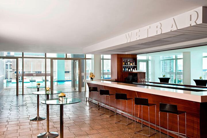 Lounge 63 of 73