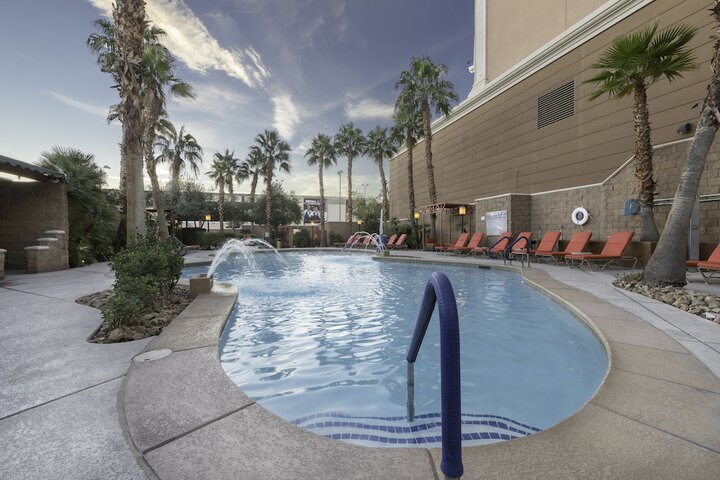 Pool 4 of 47