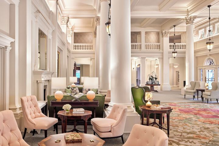 Ballroom/Hall 142 of 218