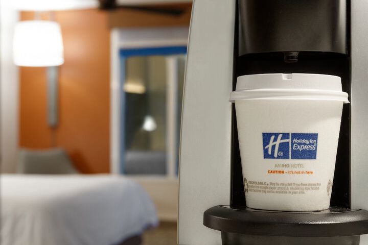 Holiday Inn Express Hotel and Suites of Opelika / Auburn by IHG