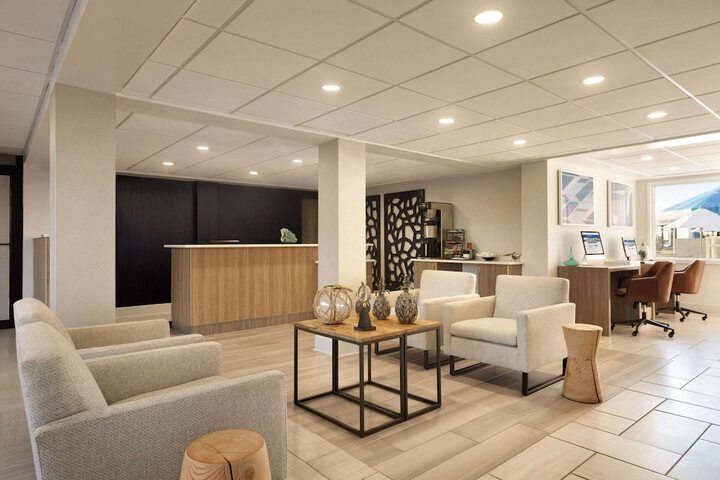 Hotel Interior 13 of 43
