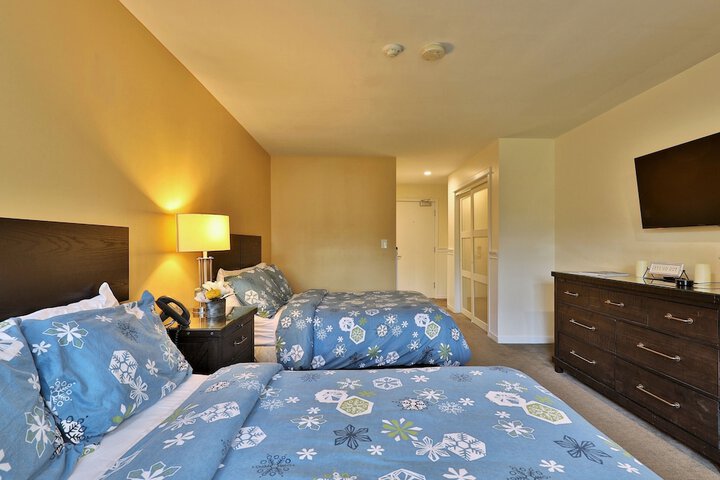 Room 145 of 213