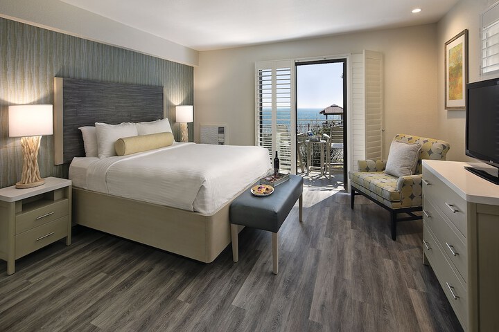 Inn at the Cove