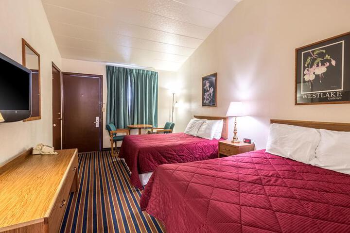 Rodeway Inn